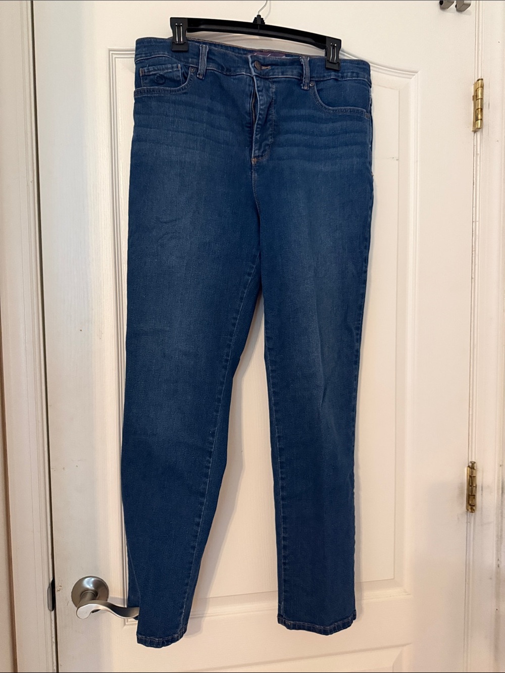 Gloria Vanderbilt Mid-Rise Skinny Jeans in Blue Wash